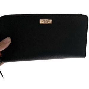 Large block Kate Spade clutch